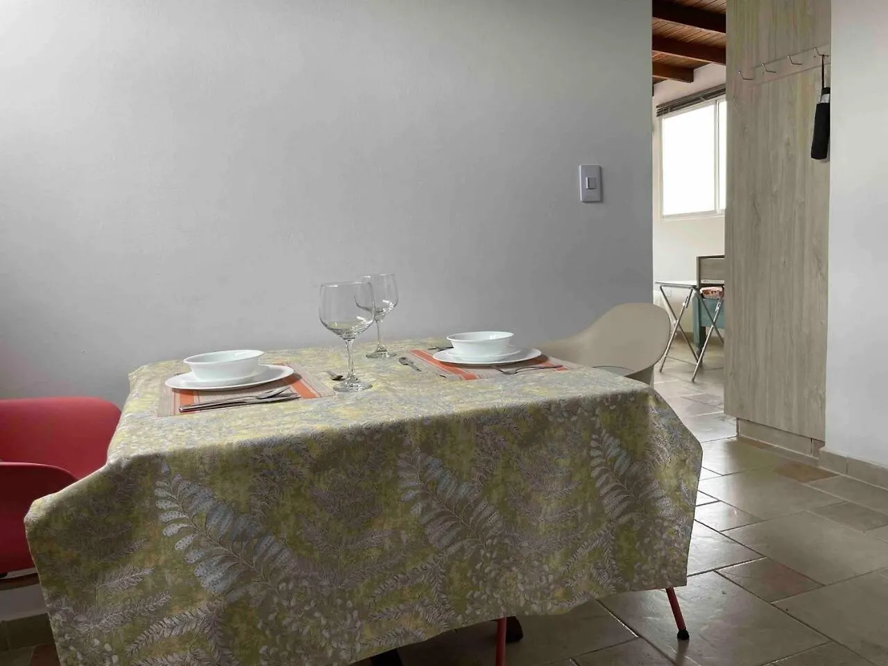 Lägenhet Apartamento En San Marcos Envigado Con Aire C, Balcon Wifi, Central Y Dotado