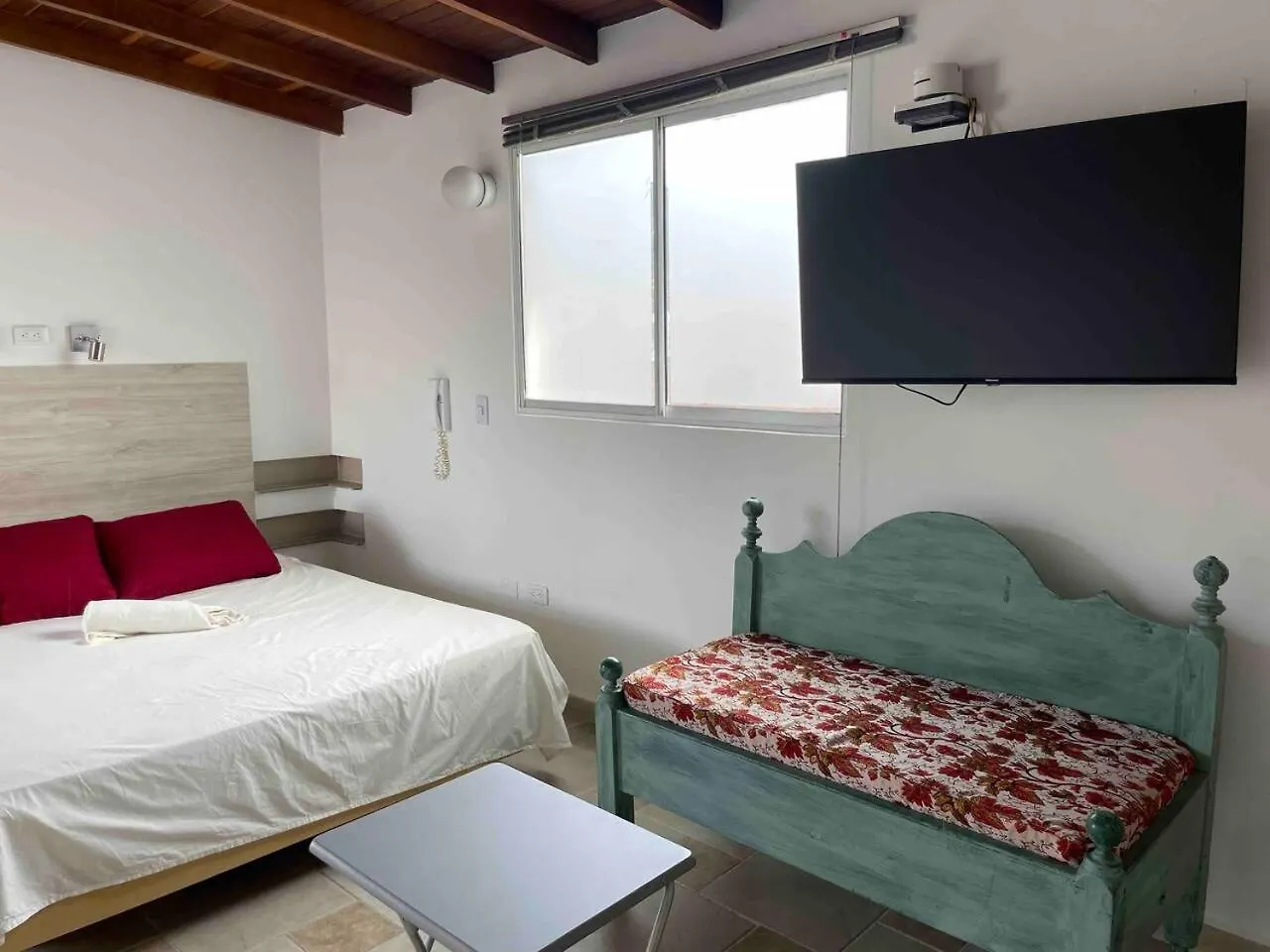 Lägenhet Apartamento En San Marcos Envigado Con Aire C, Balcon Wifi, Central Y Dotado